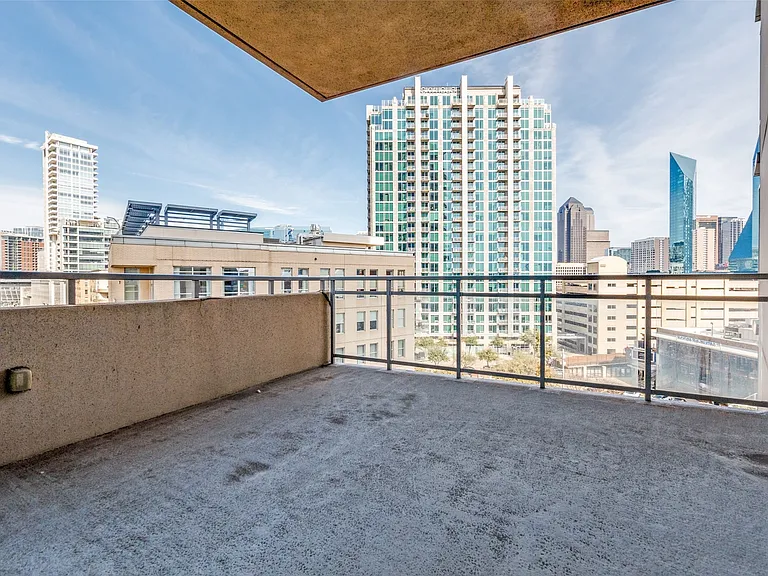 Balcony featuring a view of the park in Victory Park and Downtown Dallas
