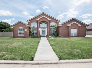 713 Craigmont Dr, Big Spring, TX 79720
