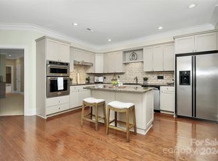 431 O'Henry Ave, Davidson, NC 28036