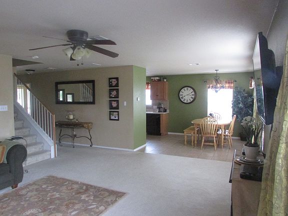 3rd image of 323 Riverwalk Dr