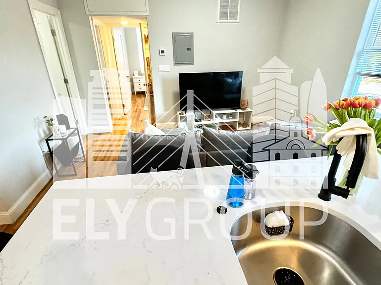 151 Crescent St #1 — Photo 5