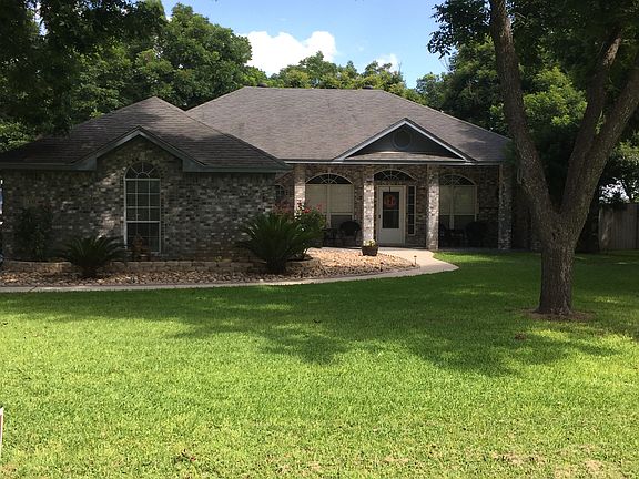 3rd image of 132 Plantation Dr