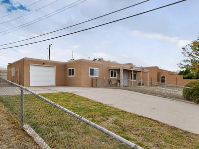 3010 General Chennault St NE, Albuquerque, NM, 87111