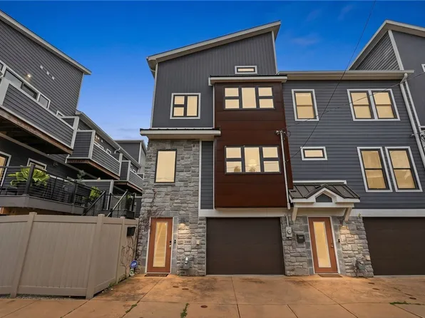2652 Larkins Way, Pittsburgh, PA 15203