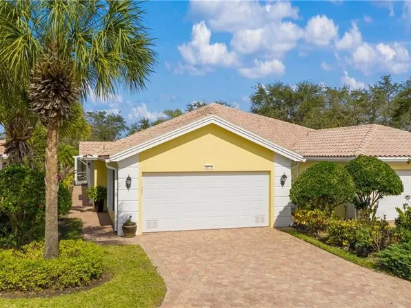 28835 Vermillion Ln, Bonita Springs, FL 34135