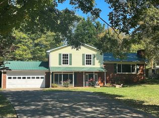 3165 Wide Country Rd, Pfafftown, NC 27040