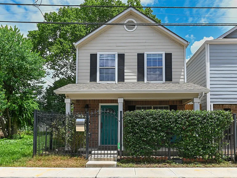 1004 Ruthven St — Photo 26