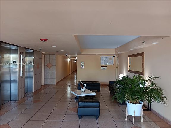 3rd image of 9686 Fontainebleau Blvd APT 108