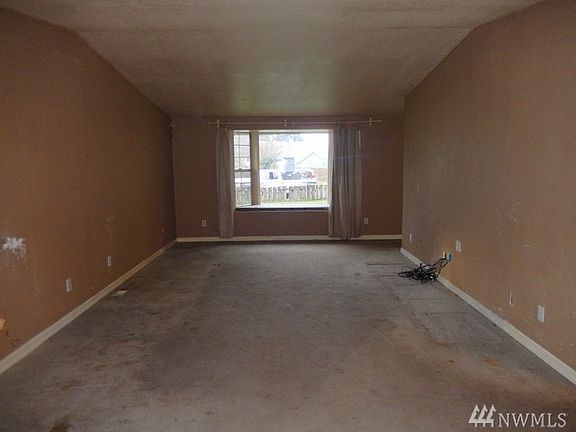 2nd image of 406 Mill Ave SE