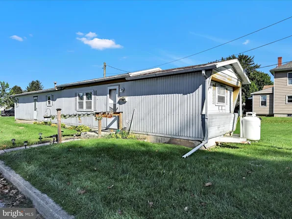 101 W Center Ave, Myerstown, PA 17067
