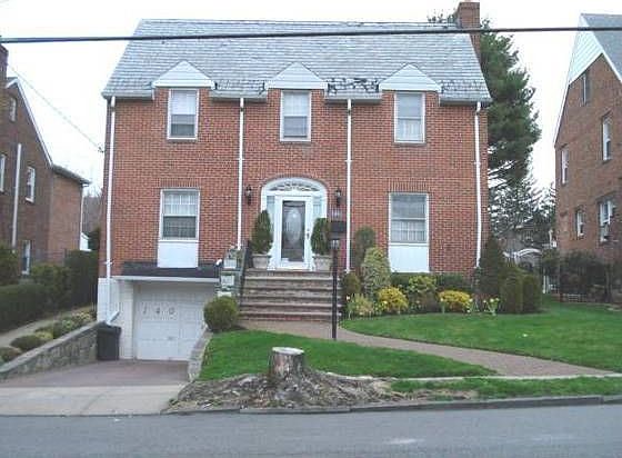 1st image of 140 Dunwoodie St