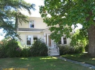 377 Park Ave, Auburn, ME 04210