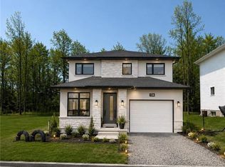 150 Hodgkins Ave, Thorold, ON L2V 1M1