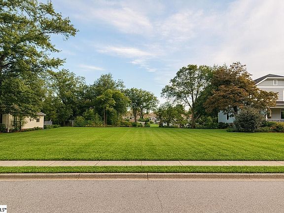 3rd image of 170 Otis St Lot 1