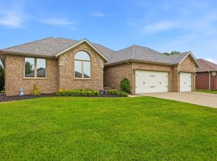 2129 W Village Terrace, Springfield, MO 65810