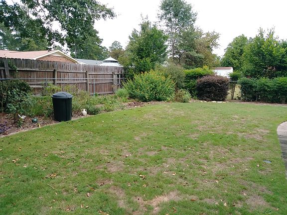 5th image of 145 Woodland Dr