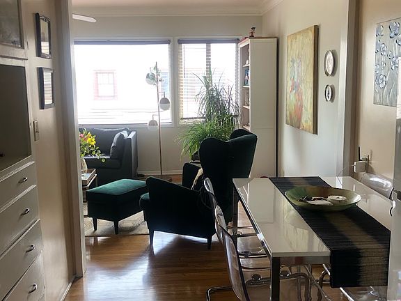 2nd image of 1425 N Fairfax Ave #1/4