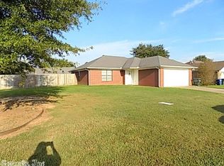 2270 Cedar Oaks Dr, Conway, AR 72032