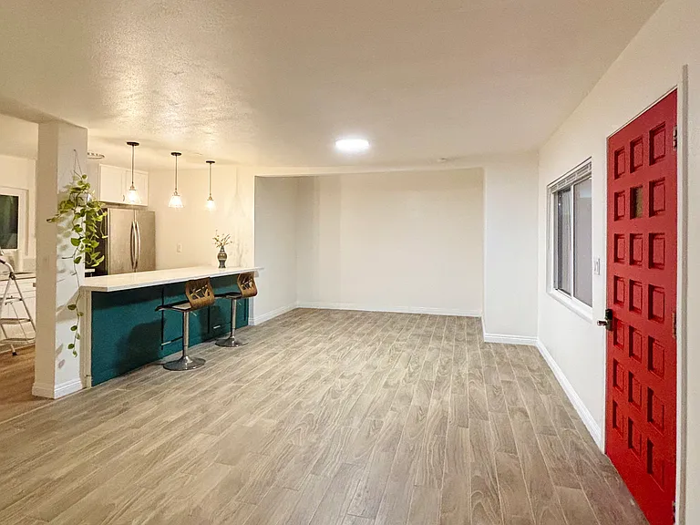 Alcove off living room