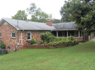 237 Old Mill Rd, Apollo, PA 15613