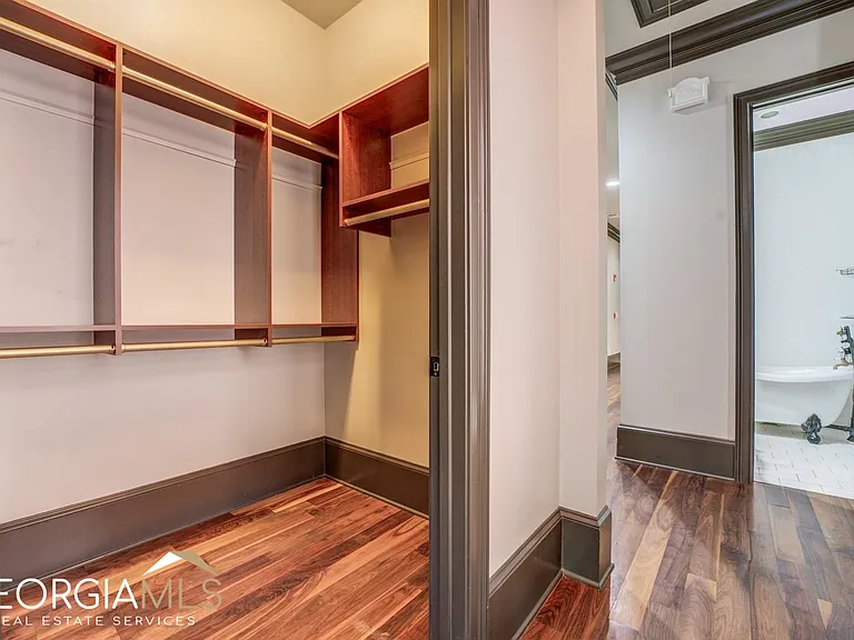 4173 Raphael St SW — Photo 18