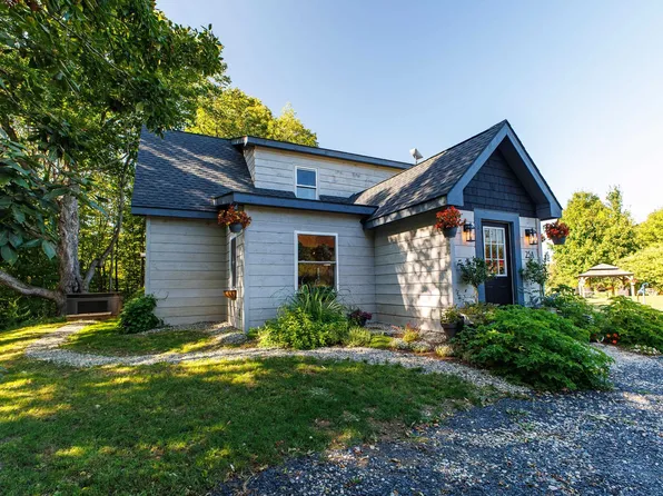 25A Faywood Road, Grand Isle, VT 05458