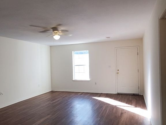5th image of 154 N Wind Ridge Ln APT B