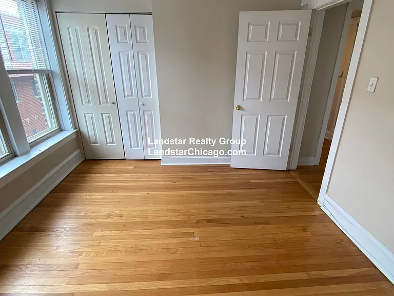 1963 W Foster Ave #3 — Photo 18