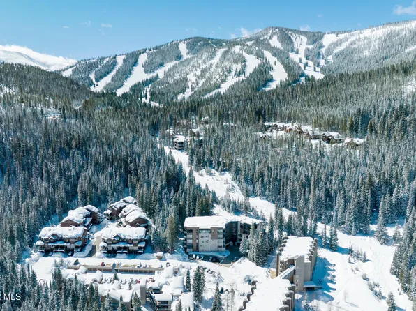422 Iron Horse Way #305, Winter Park, CO 80482