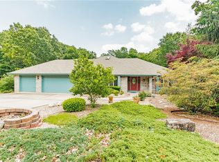 3 Ruthwell Dr, Bella Vista, AR 72715