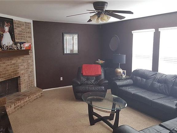 2nd image of 2521 Crown Cir