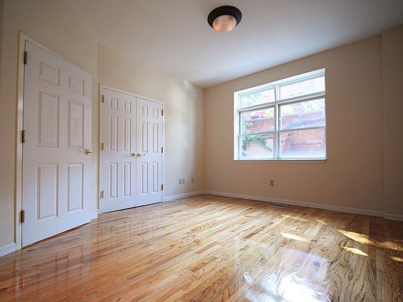 4th image of 608 President St APT 1B