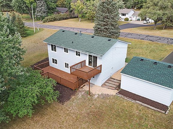 4th image of 6920 151st Ave NW