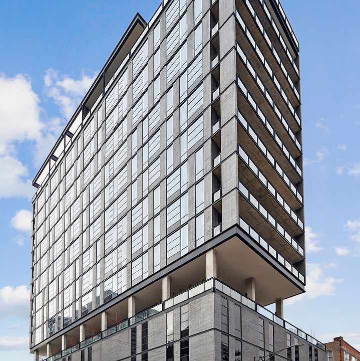 1st image of 400 W Huron St Unit 802