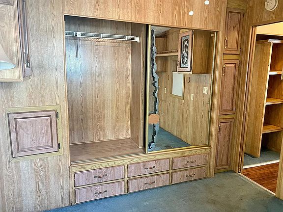 4th image of 3315 E Main St #8