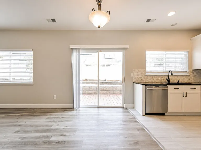 5065 Pelican St — Photo 6