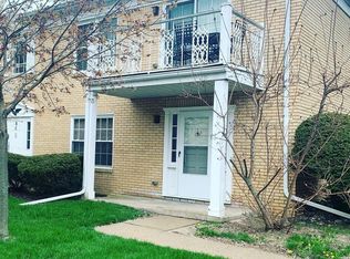 3333 Moores River Dr APT 806, Lansing, MI 48911