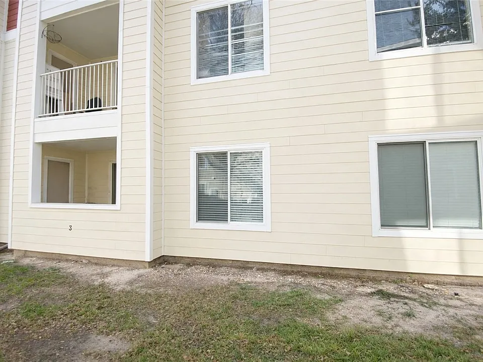 515 Southwest Pkwy #103