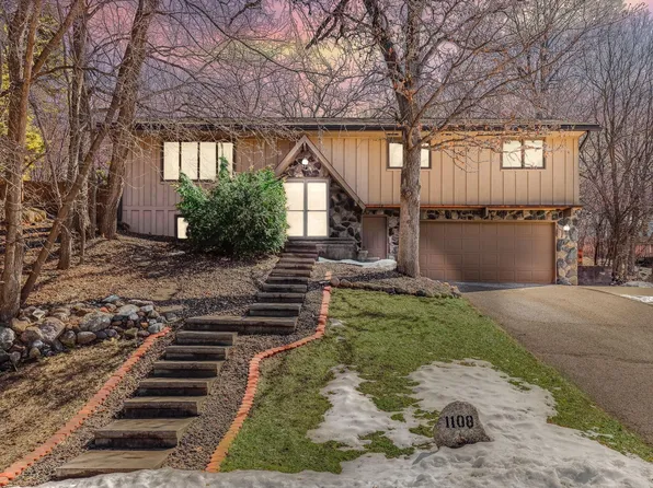 1108 Lacota Cir, Burnsville, MN 55337