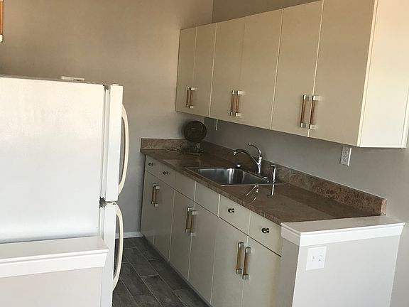 324 Strawberry Hill Avenue