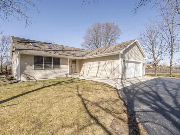W280N1939 Prospect AVENUE, Pewaukee, WI 53072