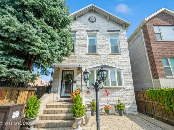 2418 W Arthington St, Chicago, IL 60612