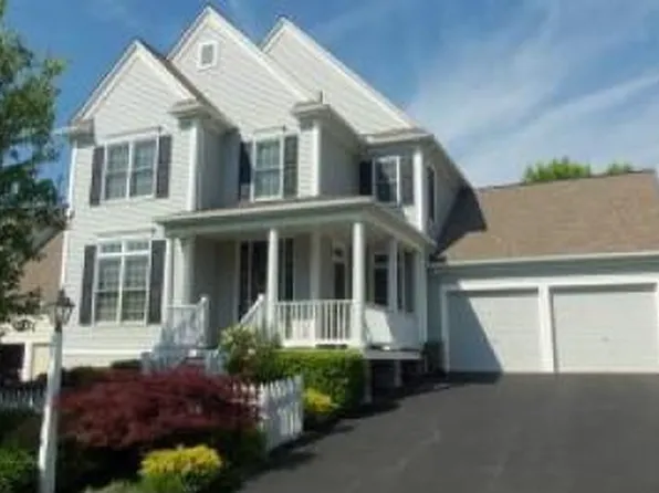 7 Thicket Ln, Lancaster, PA 17602