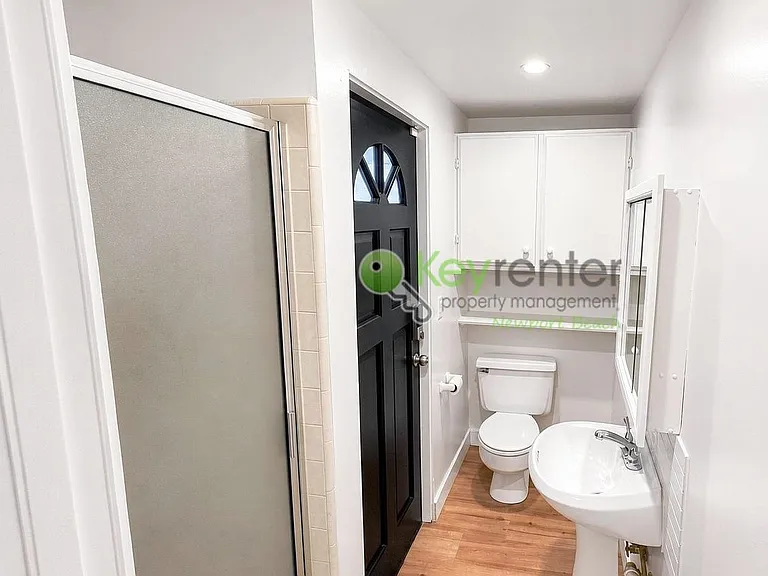 1510 W Oceanfront #A-B — Photo 23