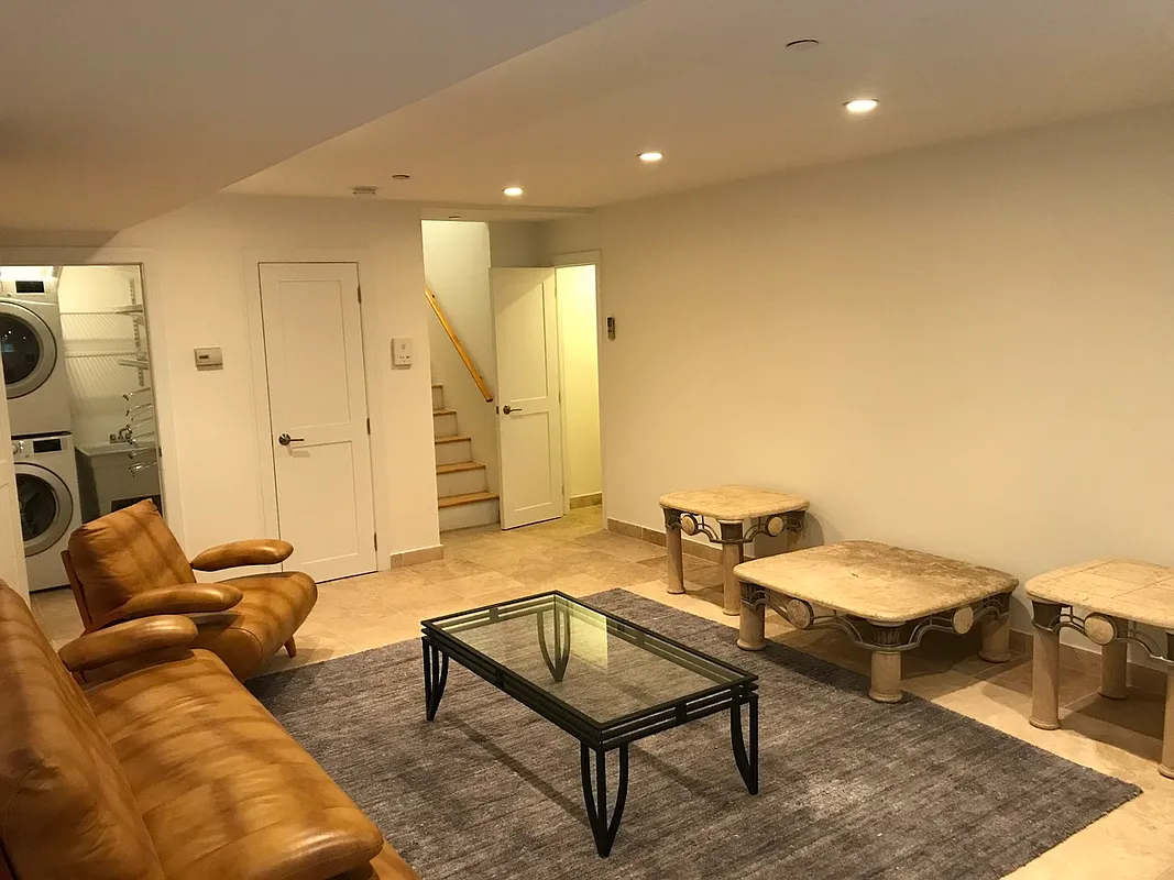 floor plan 8