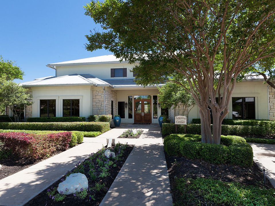 Welcome to Lantana Hills!