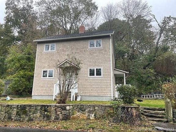 2nd image of 322 Portland Ave
