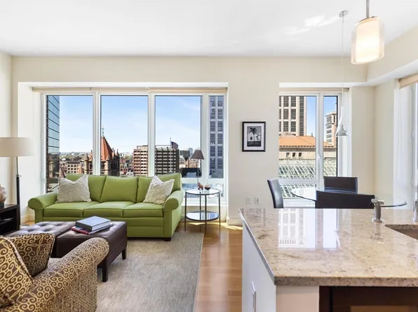 400 Stuart St #15K, Boston, MA 02116