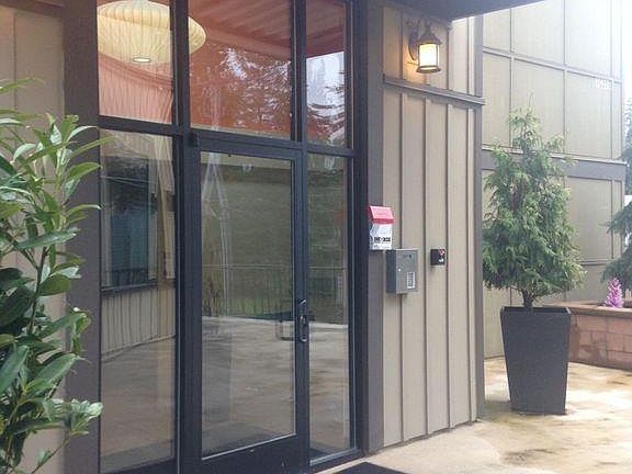 2nd image of 20318 15th Ave NE APT 206