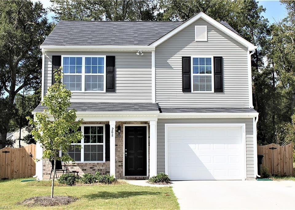 1st image of 208 Lilah Ln